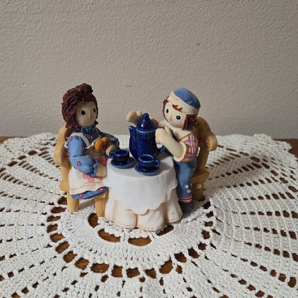 Enesco Raggedy Ann & Andy Figurine